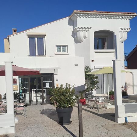 Hotel Le Calypso 히에레 외부 사진