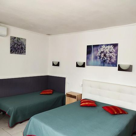 Hotel Le Calypso 히에레 외부 사진